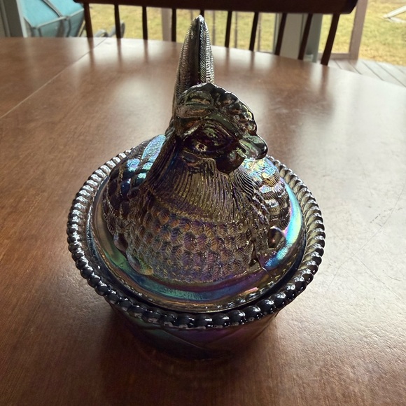 5 inch Rosso hen on nest. Titanium carnival - Picture 2 of 9